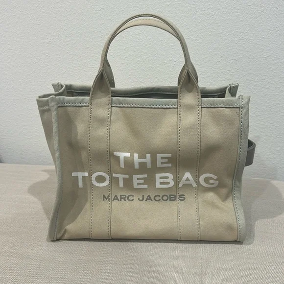Marc Jacobs The Tote Bag | Like New! - Picture 1 of 8